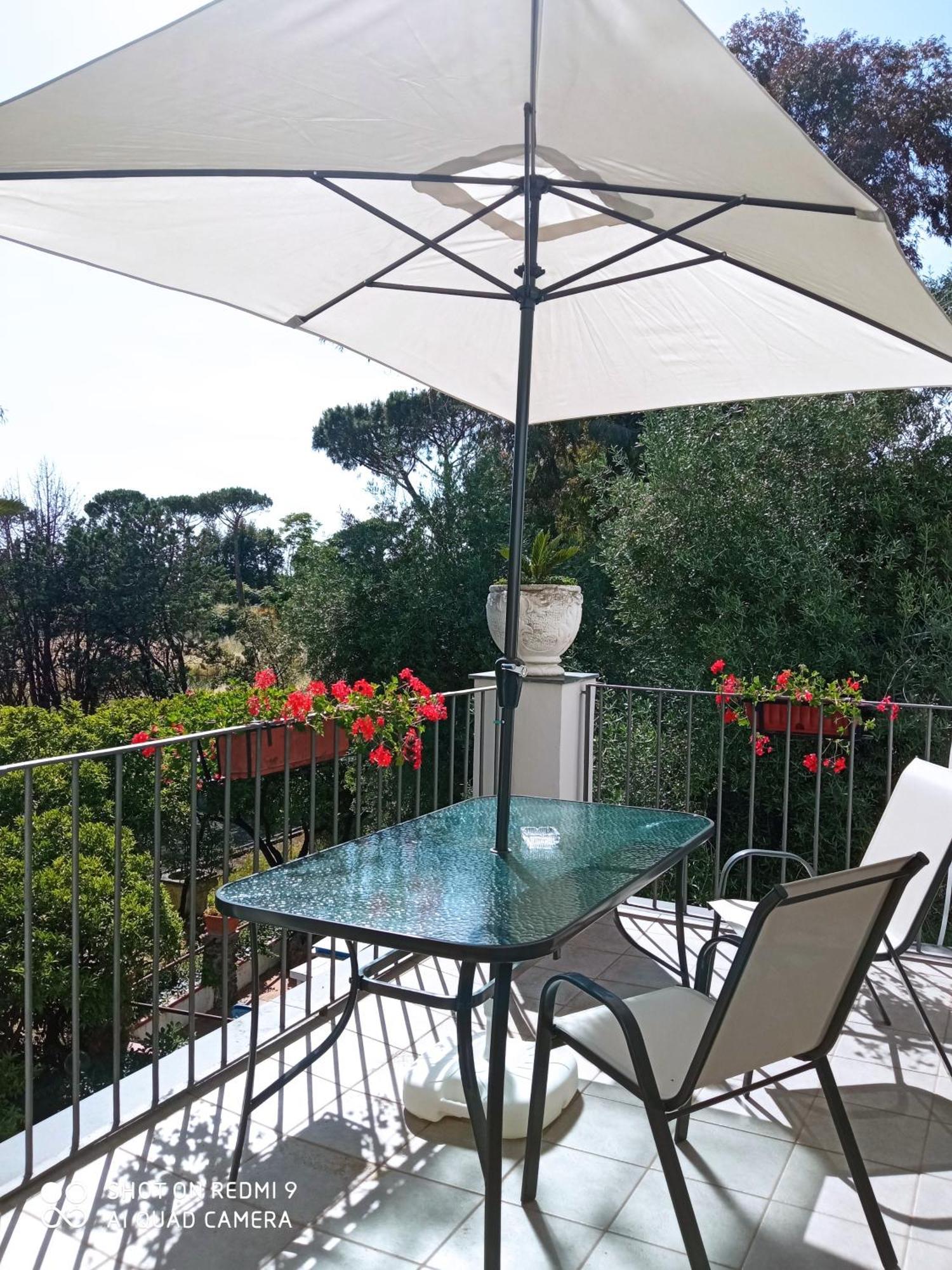 B&B Casa Maria Vittoria トッレ・デル・グレコ 部屋 写真