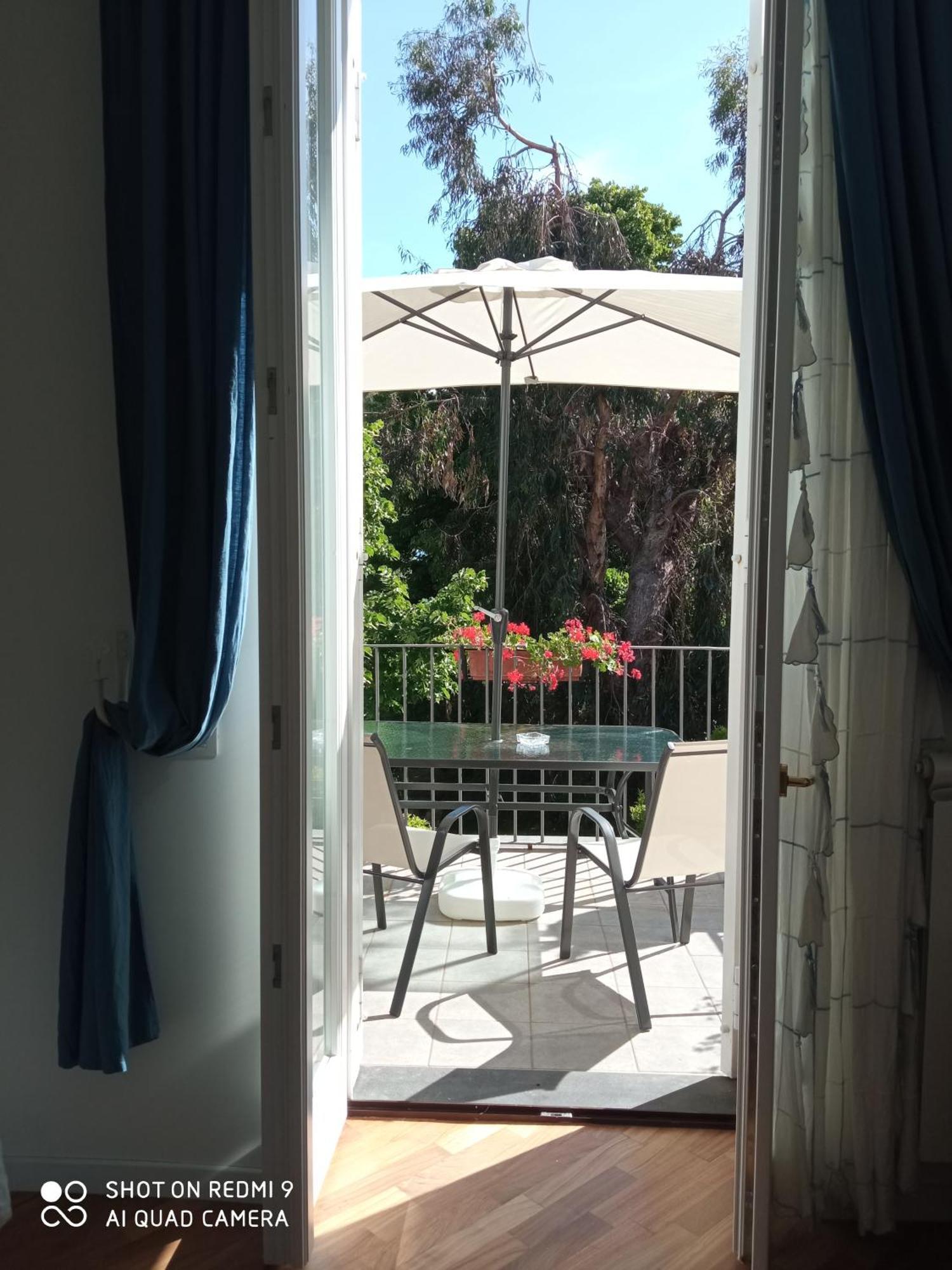 B&B Casa Maria Vittoria トッレ・デル・グレコ 部屋 写真